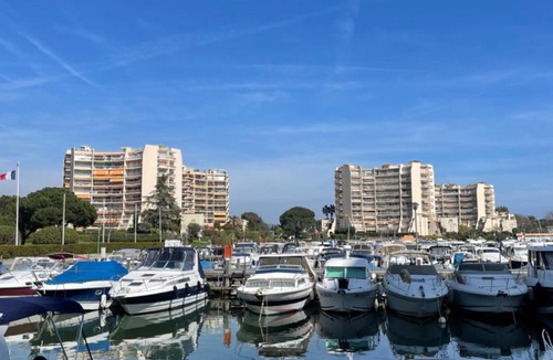 Mandelieu-La-Napoule Apartment | Appartement JEAN BART , avec parking privé, meublé tourisme classé 3 étoiles