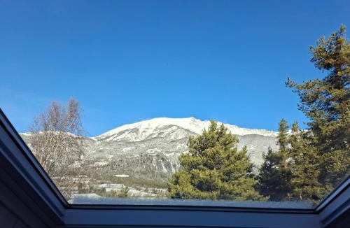 Enchastrayes Bed & Breakfast | appartement indépendant chalet "les Ormes"