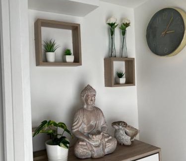 8th Arrondissement Apartment | Appartement la pointe rouge bord de mer