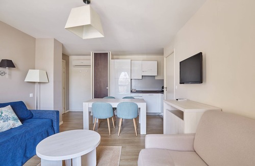 La Grande-Motte Condo | Appartement Spacieux | Kitchenette Equipée