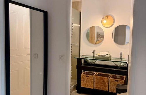 Aix-en-Provence Apartment | appartement T2 Aix en Provence parking gratuit terrasse calme commerces