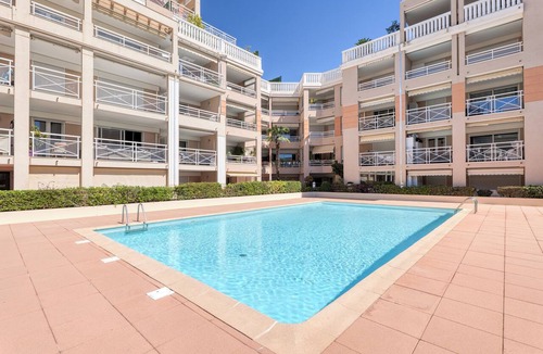 Golfe Juan Apartment | Apt sea view with swimming pool, Golfe-Juan, France