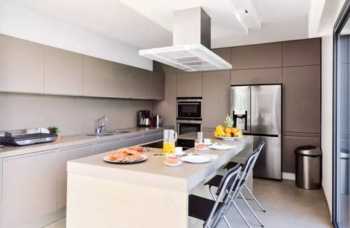Mandelieu-La-Napoule Villa | Architect-designed villa with a heated pool for 10!