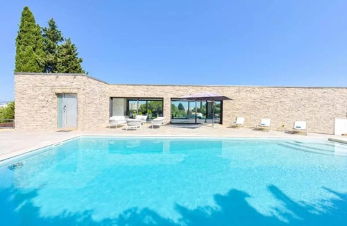 Mandelieu-La-Napoule Villa | Architect-designed villa with a heated pool for 10!