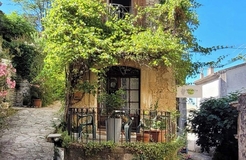 Simiane-la-Rotonde House | Artist's house in the heart of Simiane-la-Rotonde