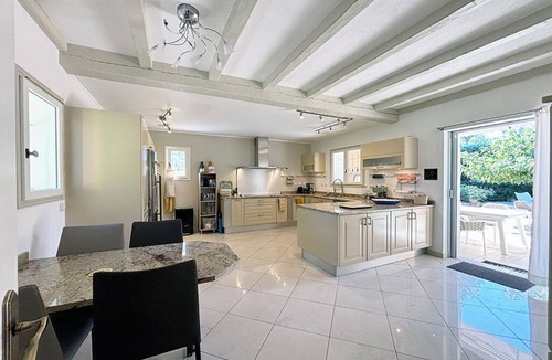 Boulouris-sur-Mer Villa | AT HOME Charm, swimming pool, golf, beaches