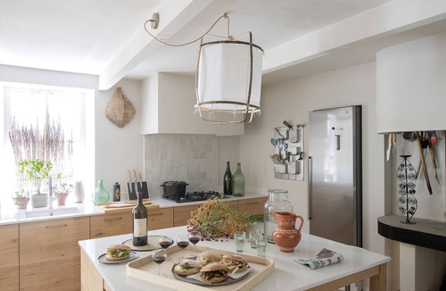 St.-Remy-de-Provence House | Atypical house in the heart of the village