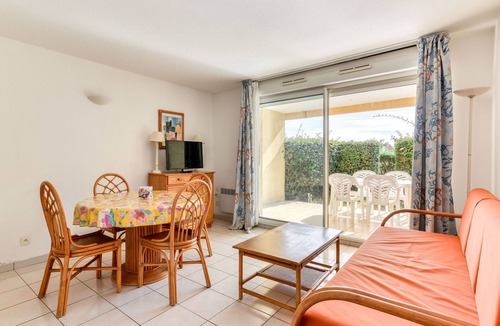Valras-Plage Condo | Au Bord de l'eau ! Apt + Accès Piscine Extérieure