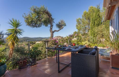 Pierrefeu-du-Var Bed & Breakfast | Au Jardin Des Couleurs