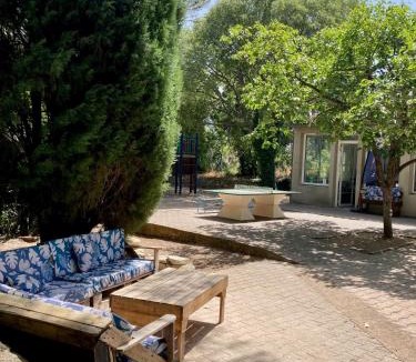 Quartier des Espesses Hostel | Auberge de Jeunesse HI Nîmes
