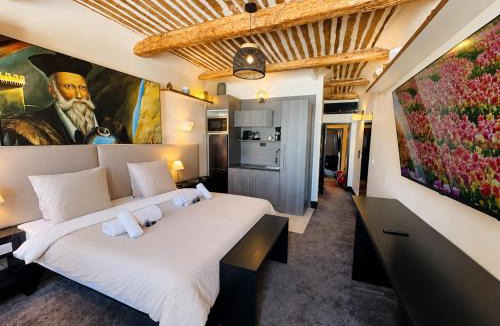 Salon-de-Provence Apartment | Auberge Nostradamus, Appartement 3