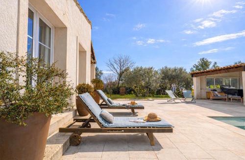 Eguilles House | Aurenza - Piscine - Jardin paysager - Vue campagne