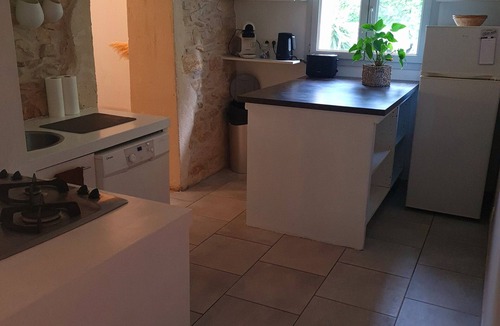 Bernis House | Authentic Cottage with Terrace and Private Garden in Languedoc