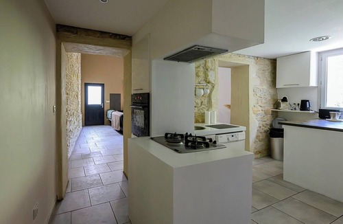 Bernis House | Authentic Cottage with Terrace and Private Garden in Languedoc