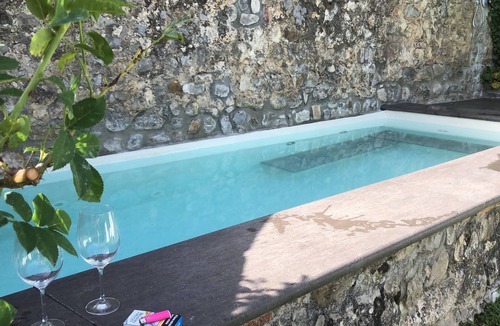 Monteleone d'Orvieto House | Authentic Country House with Pool between Umbria and Tuscany – Casa Buganza