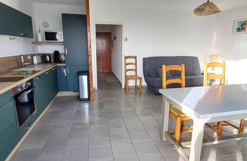 Embrun Apartment | "Aux Aurores" – Charming Apartment with Mountain View and Balcony