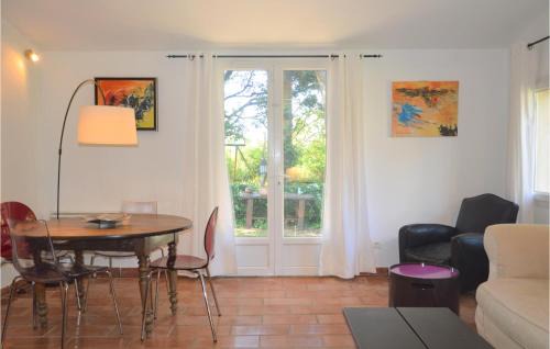 Grans House | Awesome Home In Grans With Kitchen