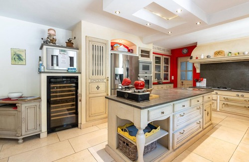 Orgon House | Awesome home in Orgon