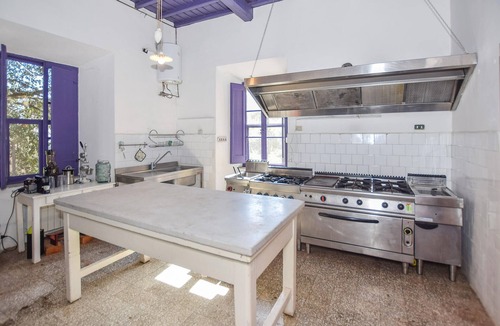 Ronciglione House | Awesome home in Ronciglione with WiFi