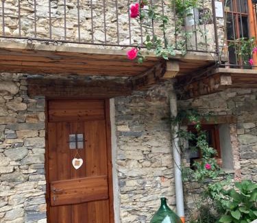 Monterosso Grana Bed & Breakfast | B&B Ca' Mea room, wellness & food