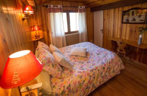 Enchastrayes Bed & Breakfast | B&B Chalet La Providence