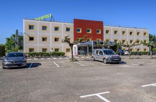 Caissargues Hotel | B&B HOTEL Nîmes Caissargues
