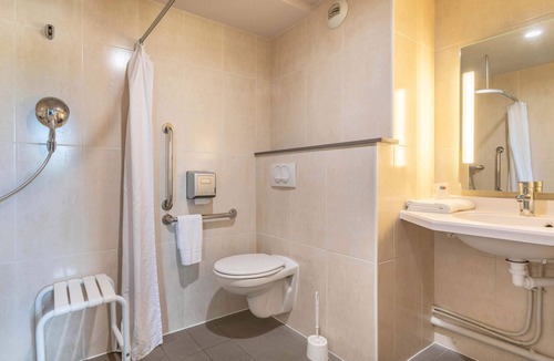 Salon-de-Provence Hotel | B&B Hotel Salon De Provence