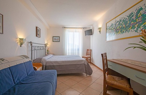 Volastra Bed & Breakfast | B&B Il Vigneto with a Sea View in the Cinque Terre National Park