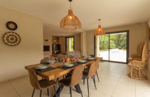 Caissargues Villa | BaliBoHome, New, villa décor, close to Nîmes