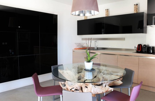 Saint-Cyr-sur-Mer House | Bastide 8 persons near the sea 4 bedrooms, swimming pool, billiard, bollard, piano. 5*