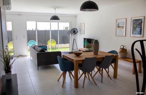La Fare-les-Oliviers Bed & Breakfast | BASTIDE 9