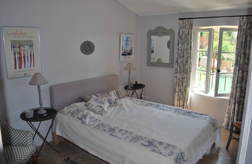 Eguilles House | Bastide for rent nearby Aix-en-Provence ideal for family with children.