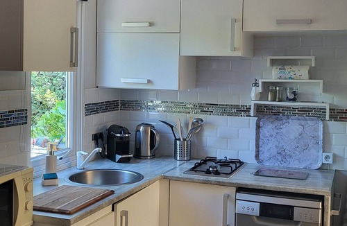 La Crau House | Beach and Pool: Last-Minute Deal!