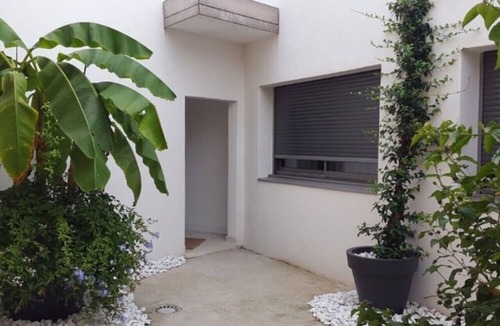 La Grande-Motte Apartment | Beach Apartment with A/C and direct access to the beach