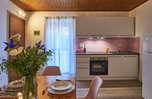 Claino Con Osteno Apartment | Beautiful apartment for 6 people with WIFI, TV and pets allowed