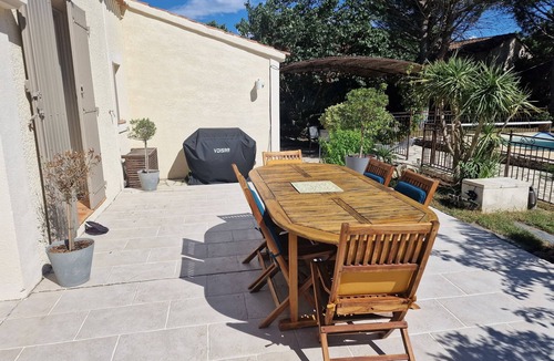 Morieres-les-Avignon House | Beautiful house in Provence