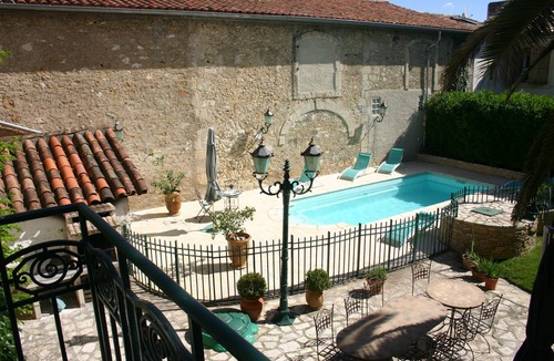 Magalas House | Beautiful French house with Mediterranean garden and pool, sleeps 12- 14