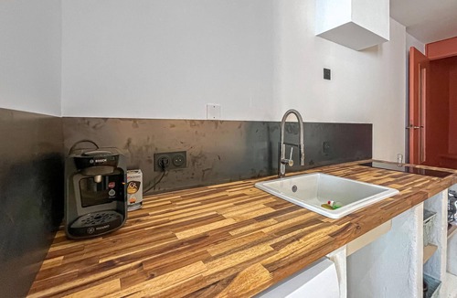 Beaucaire House | Beautiful home in Beaucaire with WiFi