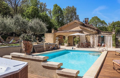 Vernegues House | Beautiful home in Vernègues