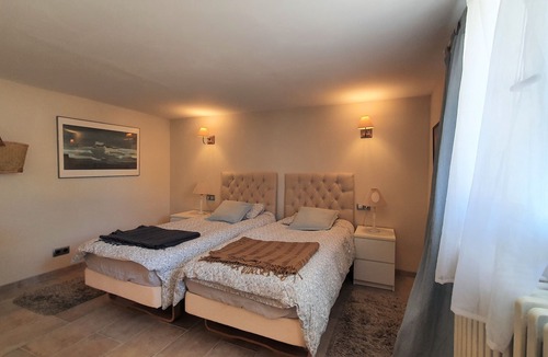 Pouzolles House | Beautiful Home with Garden and Private Pool, close to Village Center