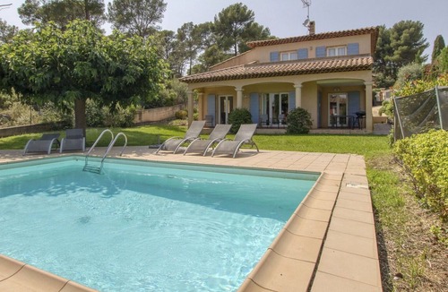 Les Lecques Villa | Beautiful private villa for 6 guests with WIFI, private pool, A/C, TV, terrace and parking