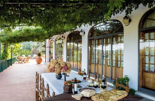 Carmignano Villa | Beautiful private villa for 12 guests with WIFI, private pool, TV, patio and pets allowed