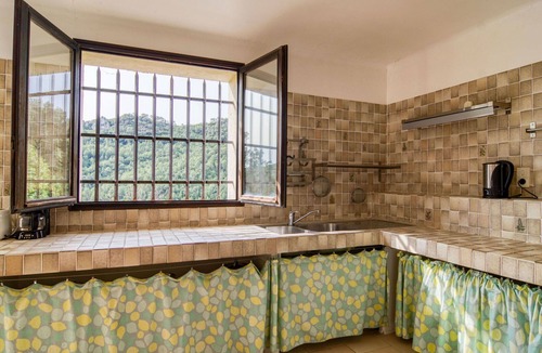 Chateaudouble House | Beautiful private villa for 6 people with private pool, TV and patio