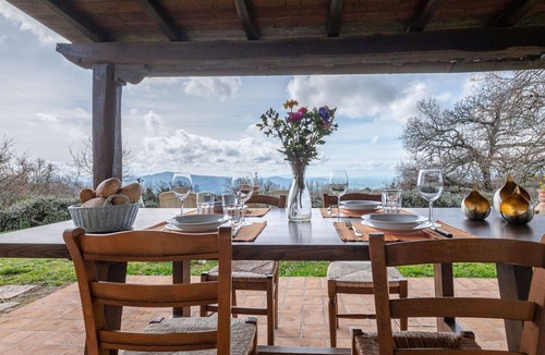 Sassofortino House | Beautiful private villa for 5 people with WIFI, TV, terrace and panoramic view
