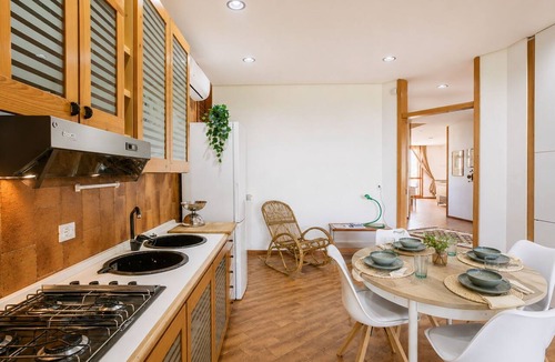 Comiso Villa | Beautiful private villa with private pool, WIFI, A/C, TV, patio, pets allowed and panoramic view