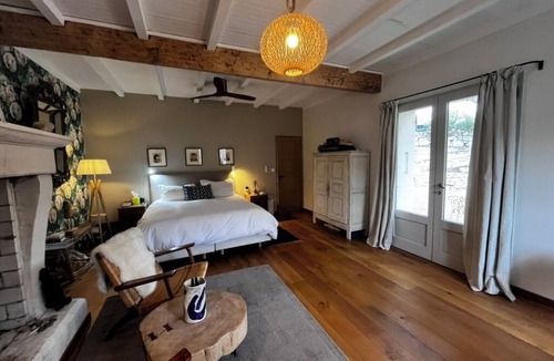 Fontvieille Other | Beautiful stone house close to Arles, French charm, American functionality