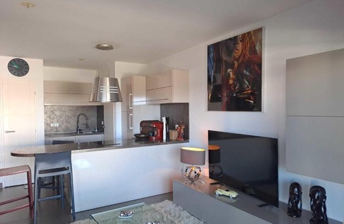 Palavas-les-Flots Apartment | Beautiful T2 with pool - near beach