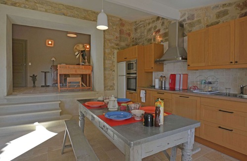 Castelnau-Valence Villa | Beautiful villa with private pool