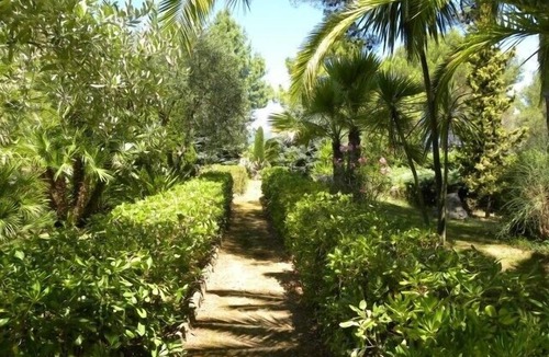 Roquefort-les-Pins Villa | Beautiful villa with pool in stunning secluded gardens, on private domain