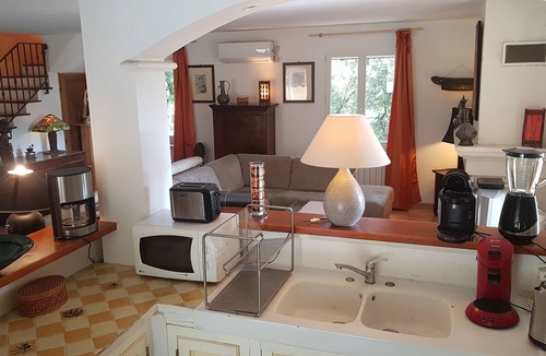 Trans-en-Provence Villa | Beautiful villa of character on bike path and green zone.